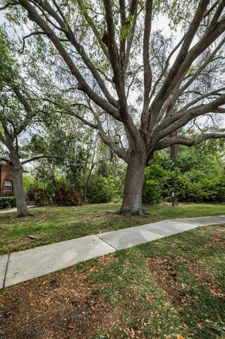 2997 EAGLE ESTATES CIRCLE E, Clearwater, FL 33761