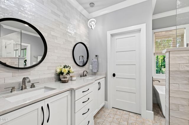 1433 Nottingham Road, Raleigh, NC 27607
