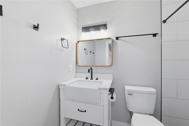 2402 SE Jayel Terrace 2, Bentonville, AR 72712