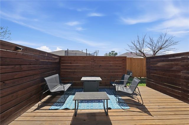 2402 SE Jayel Terrace 2, Bentonville, AR 72712