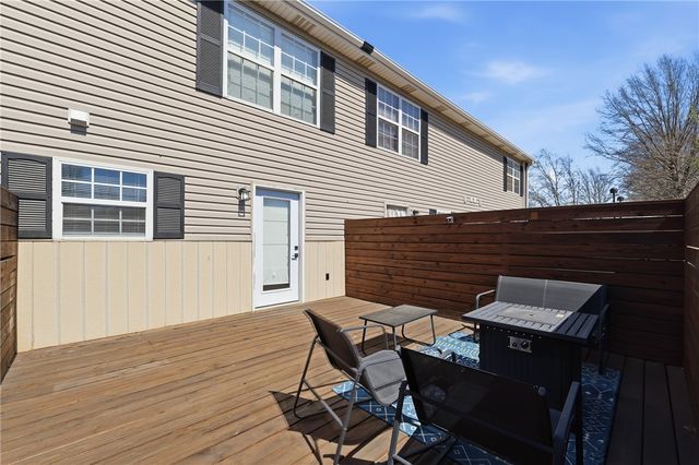 2402 SE Jayel Terrace 2, Bentonville, AR 72712