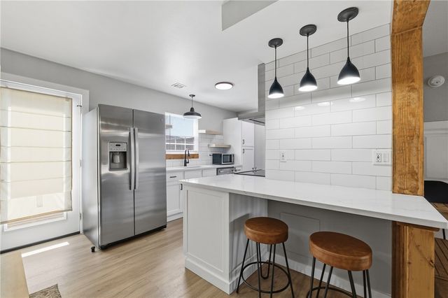 2402 SE Jayel Terrace 2, Bentonville, AR 72712