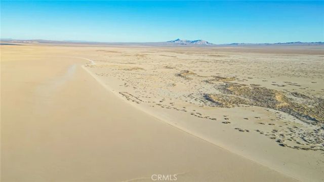 10000 Alberta, Hinkley, CA 92347