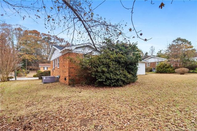 1087 Torrey Drive, Fayetteville, NC 28301