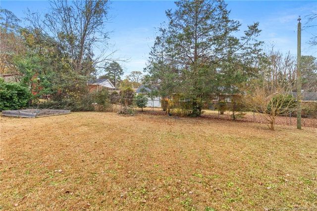 1087 Torrey Drive, Fayetteville, NC 28301