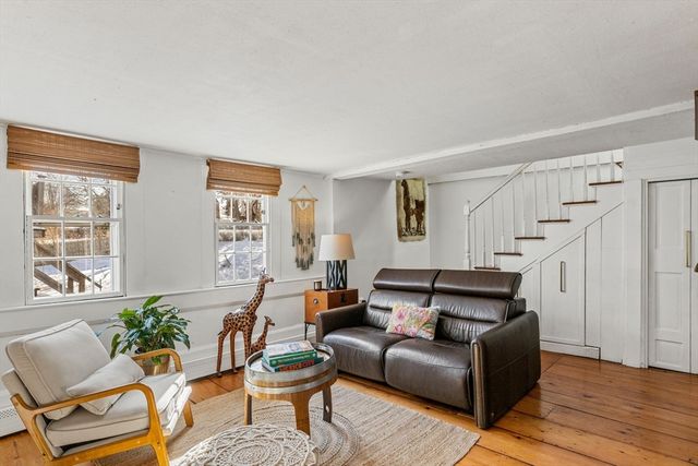 138 Chase, Barnstable, MA 02601