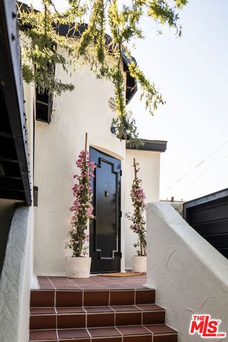 1726 N Occidental Boulevard, Los Angeles, CA 90026