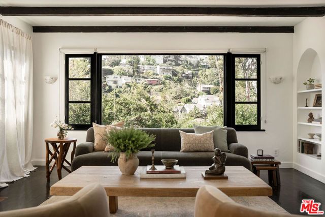 1726 N Occidental Boulevard, Los Angeles, CA 90026