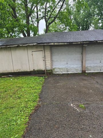 615 Morgantown Road, South Union Twp, PA 15401