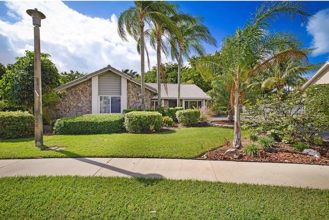 20816 SUGARLOAF Lane, Boca Raton, FL 33428