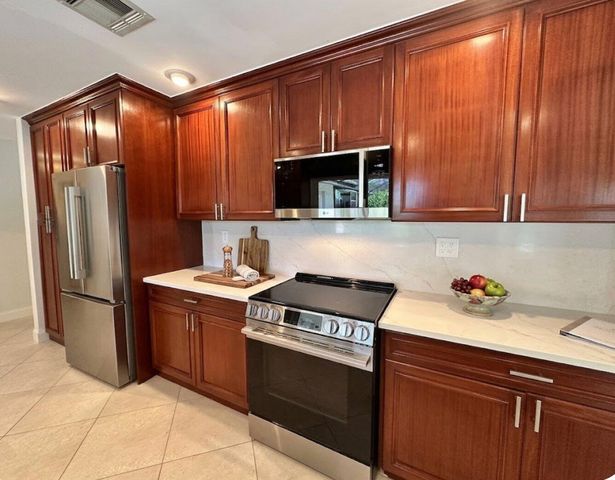 20816 SUGARLOAF Lane, Boca Raton, FL 33428