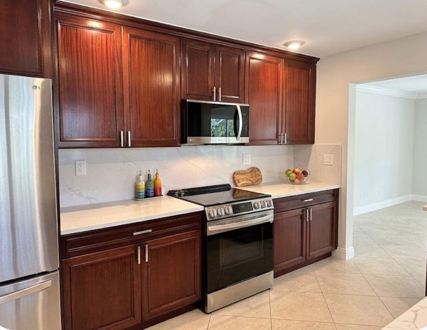 20816 SUGARLOAF Lane, Boca Raton, FL 33428