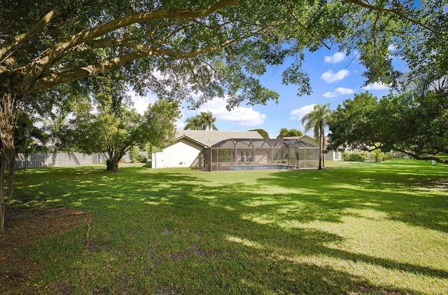 20816 SUGARLOAF Lane, Boca Raton, FL 33428