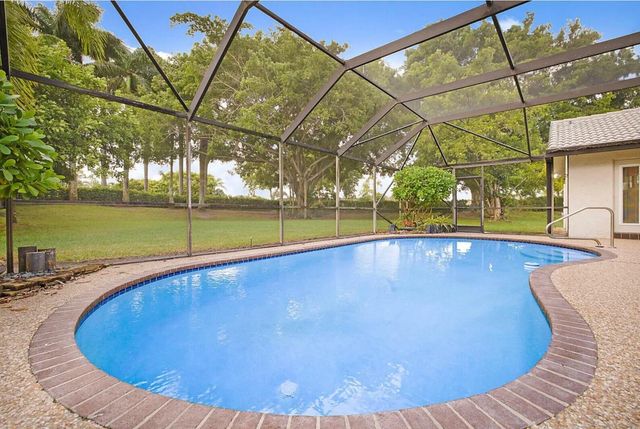 20816 SUGARLOAF Lane, Boca Raton, FL 33428