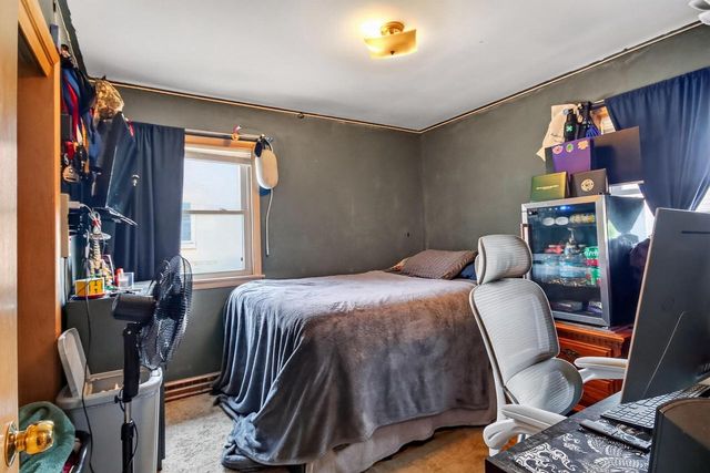 8109 W Potomac AVENUE, Milwaukee, WI 53218