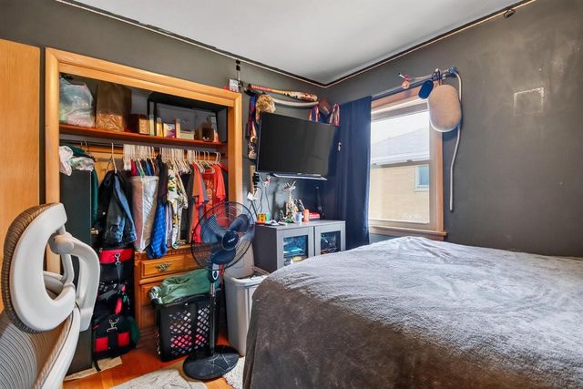 8109 W Potomac AVENUE, Milwaukee, WI 53218