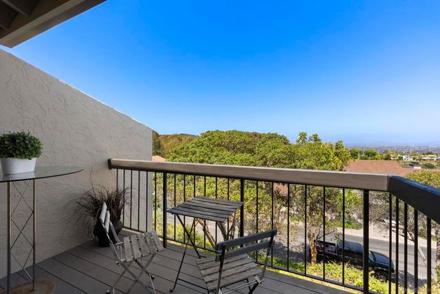 6567 Caminito Catalan, La Jolla, CA 92037
