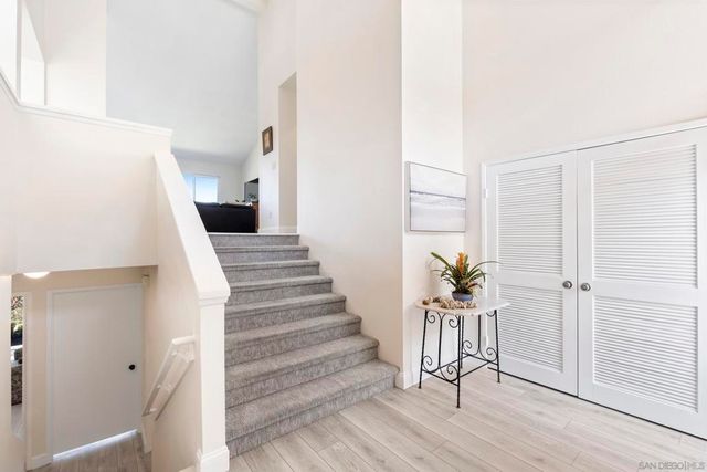 6567 Caminito Catalan, La Jolla, CA 92037