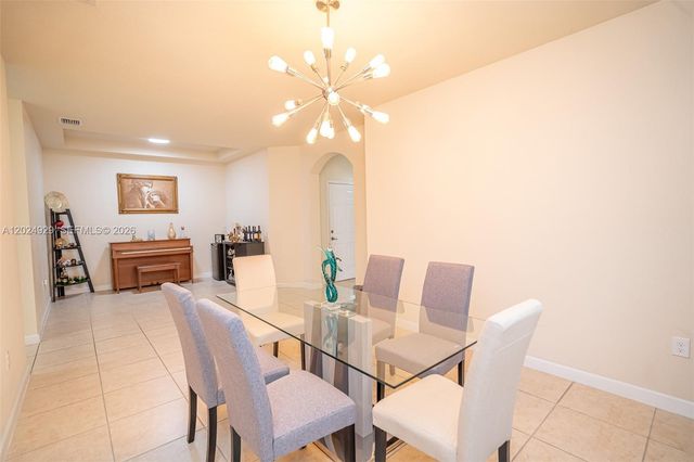 2655 NE 2nd Dr, Homestead, FL 33033