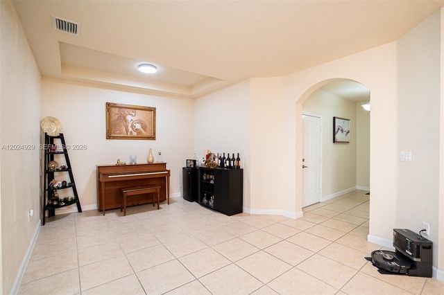 2655 NE 2nd Dr, Homestead, FL 33033