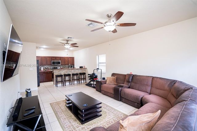 2655 NE 2nd Dr, Homestead, FL 33033