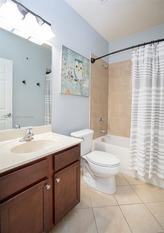 2655 NE 2nd Dr, Homestead, FL 33033