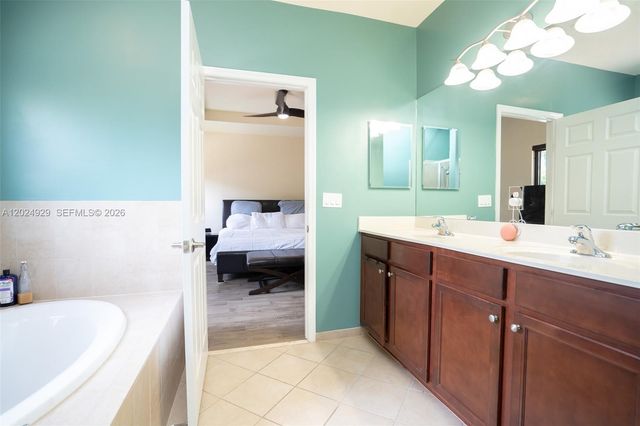 2655 NE 2nd Dr, Homestead, FL 33033
