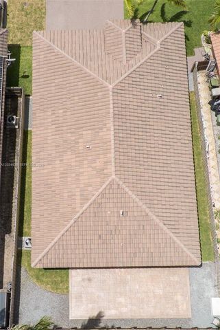 2655 NE 2nd Dr, Homestead, FL 33033