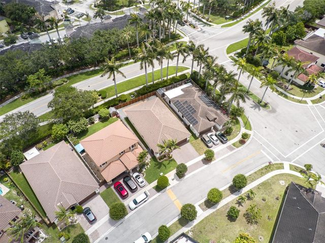2655 NE 2nd Dr, Homestead, FL 33033