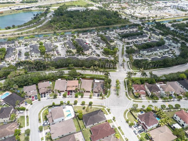 2655 NE 2nd Dr, Homestead, FL 33033