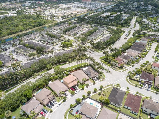 2655 NE 2nd Dr, Homestead, FL 33033