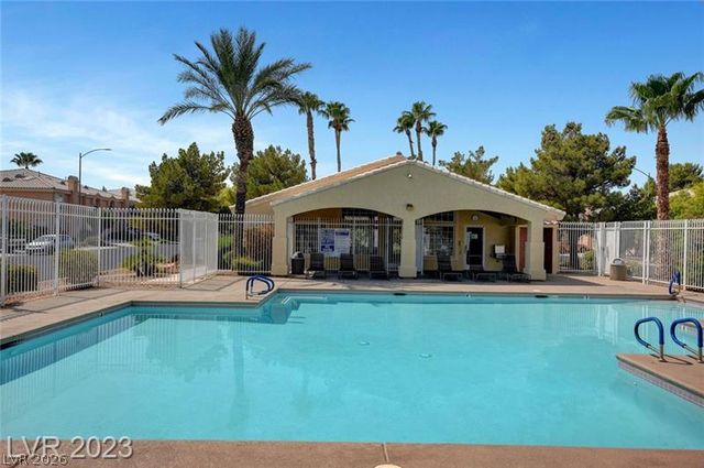 8429 Sewards Bluff Avenue, Las Vegas, NV 89129