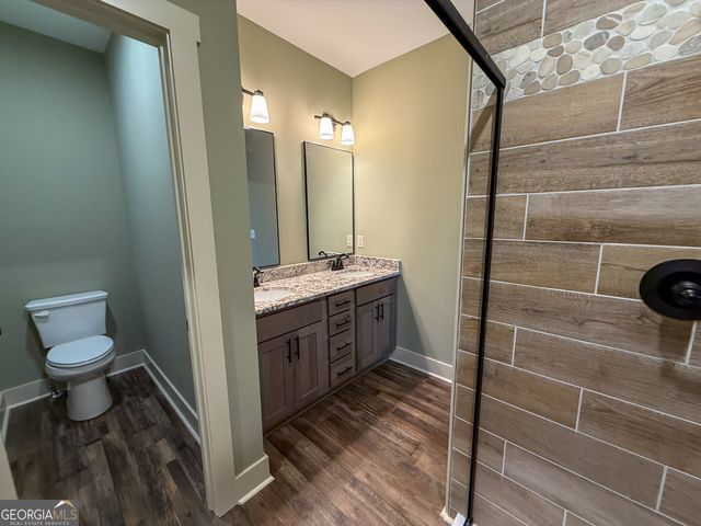 18 Creek Bend Point, Cleveland, GA 30528