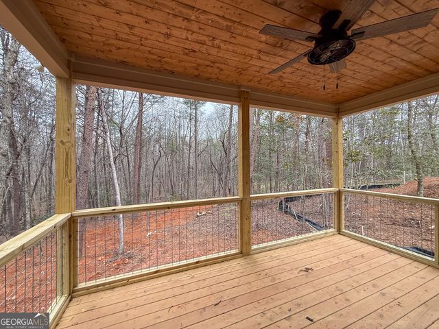 18 Creek Bend Point, Cleveland, GA 30528