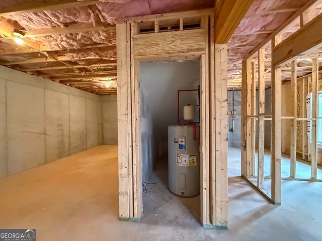 18 Creek Bend Point, Cleveland, GA 30528