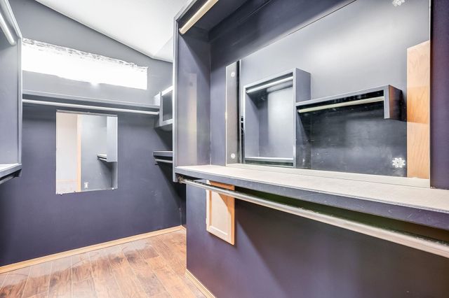 8811 W Britton Ct, Wichita, KS 67205