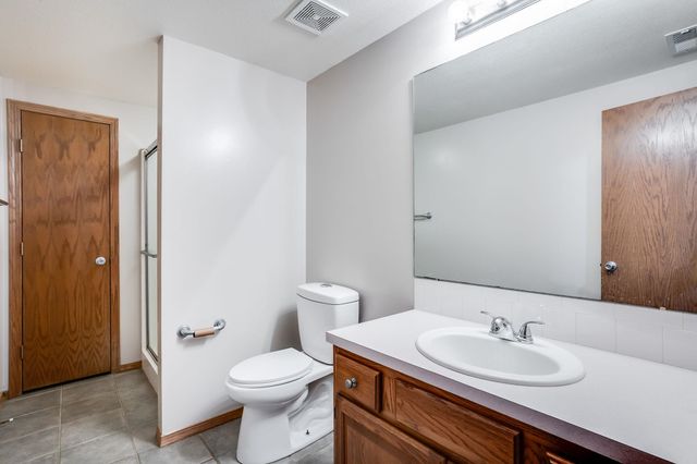 8811 W Britton Ct, Wichita, KS 67205