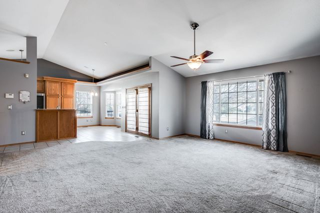 8811 W Britton Ct, Wichita, KS 67205