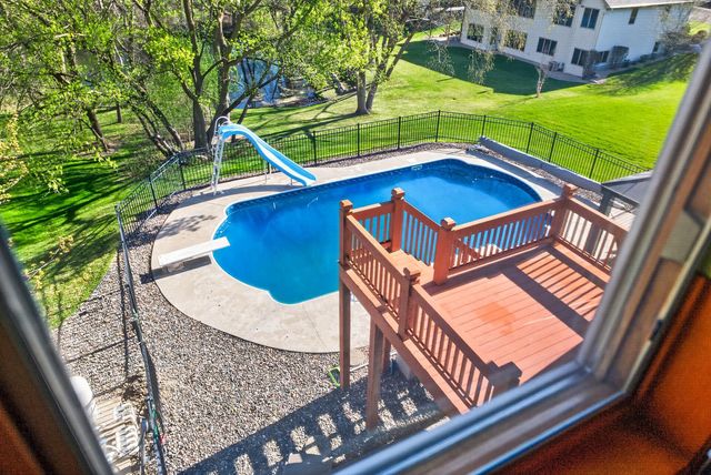 10638 Shady Oak Court N, Champlin, MN 55316