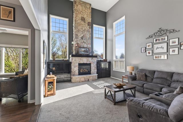 10638 Shady Oak Court N, Champlin, MN 55316