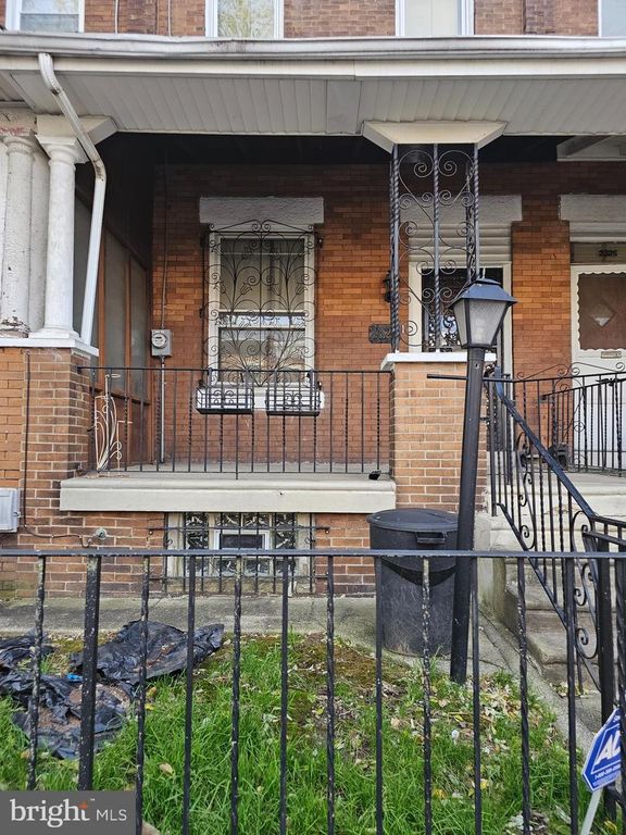 2324 W HAGERT ST, Philadelphia, PA 19132