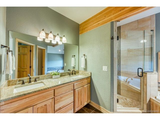 1813 Stellar Dr, Silverthorne, CO 80498