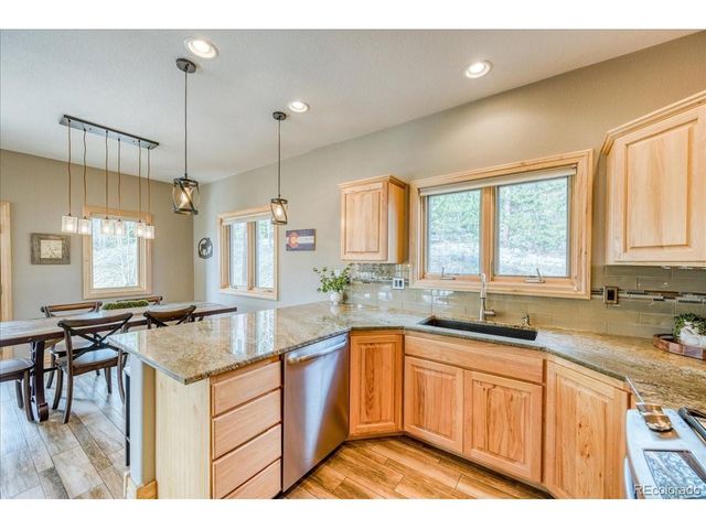 1813 Stellar Dr, Silverthorne, CO 80498