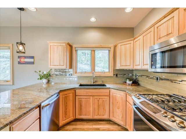 1813 Stellar Dr, Silverthorne, CO 80498