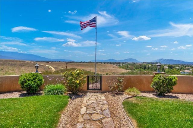 32032 La Serena, Temecula, CA 92591