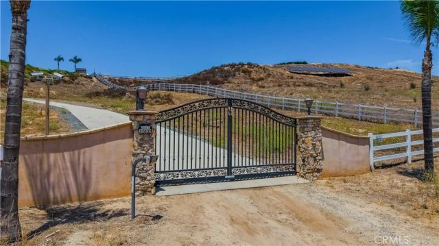 32032 La Serena, Temecula, CA 92591