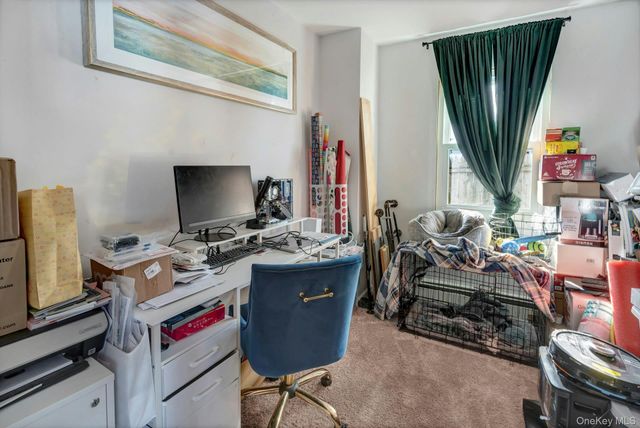 35 Kenwood Avenue, Massapequa, NY 11758