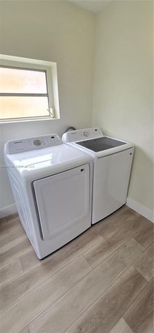 1130 NW 129th Street, North Miami, FL 33168