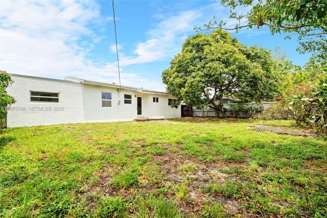 1130 NW 129th Street, North Miami, FL 33168