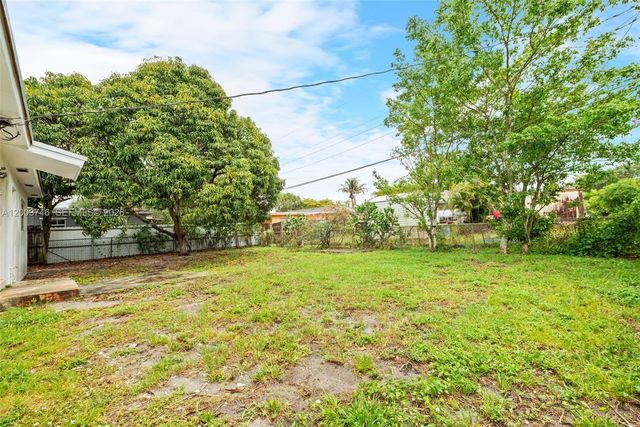 1130 NW 129th Street, North Miami, FL 33168